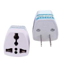 ADAPTADOR UNIVERSAL BLANCO.